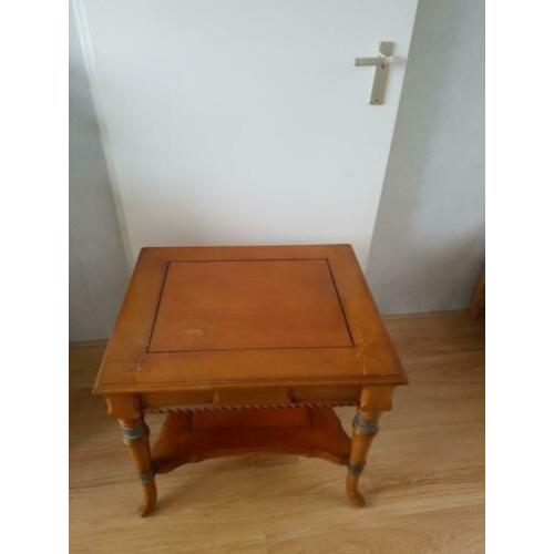 bijzettafel