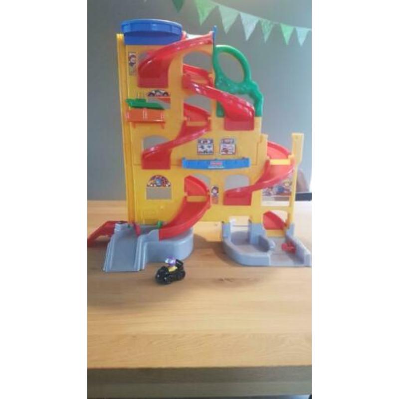 Little people racebaan, geluid werkend (met batterij en auto