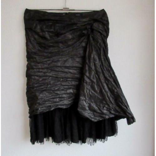Zwarte design rok van Mark - mt 44
