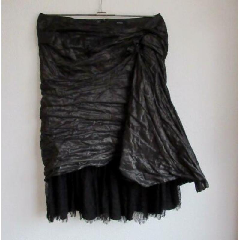 Zwarte design rok van Mark - mt 44