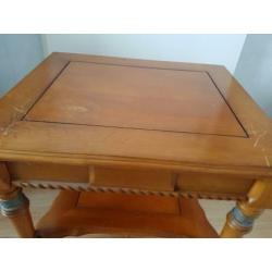 bijzettafel