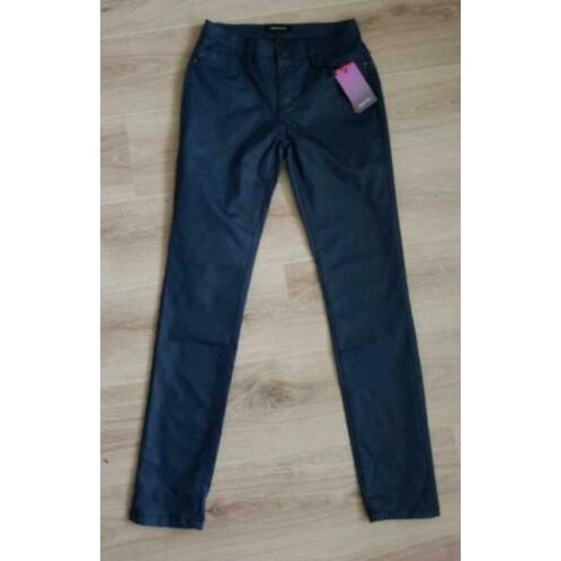Nieuwe donkerblauwe Geisha tregging maat XS