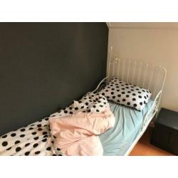 Bed 200x80 cm. Wit. (KAN in combinatie met bureau)