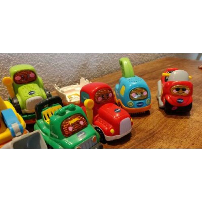 11 Vtech Toet Toet auto's