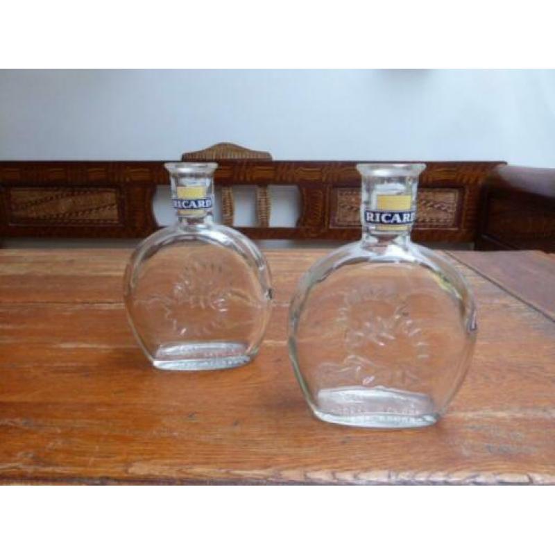 2 glazen karafjes, Ricard