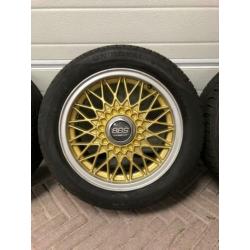 BMW e30 BBS kruisspaak 4x100 15 inch 7J et24 Uniroyal