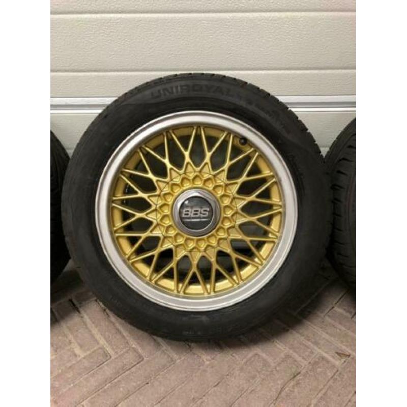 BMW e30 BBS kruisspaak 4x100 15 inch 7J et24 Uniroyal