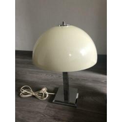 Lamp op chroom voet