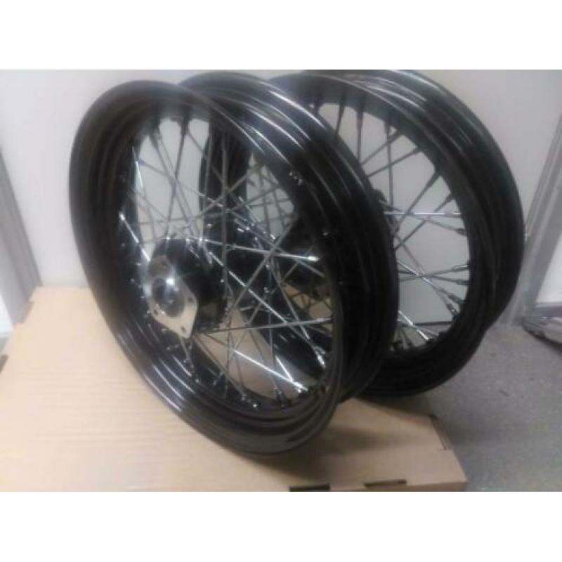 16 inch zwarte spaakwielen bobber harley