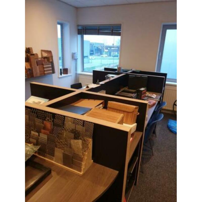 Zo goed als nieuw bureau