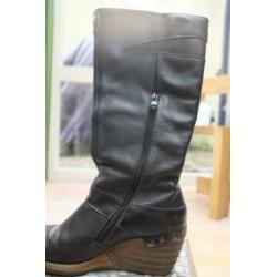 Zwarte leren laarzen met sleehak van Dr. Martens, maat 37