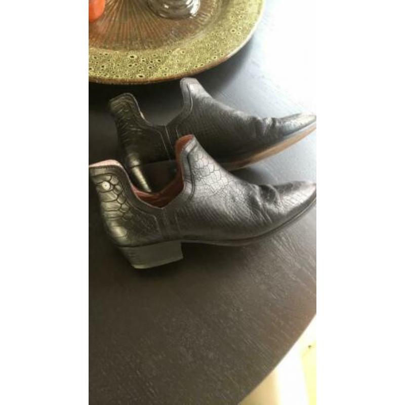 Nubikk maat 40