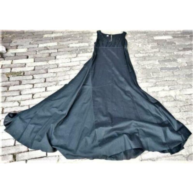 GIANFRANCO FERRE: zwarte batisten maxi-jurk, mt 36