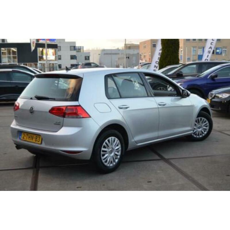 Volkswagen Golf 1.2 TSI Trendline Automaat | Navi | Airco |