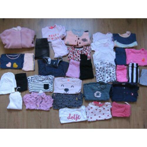 Pakket meisje babykleding maat 56 met jasje