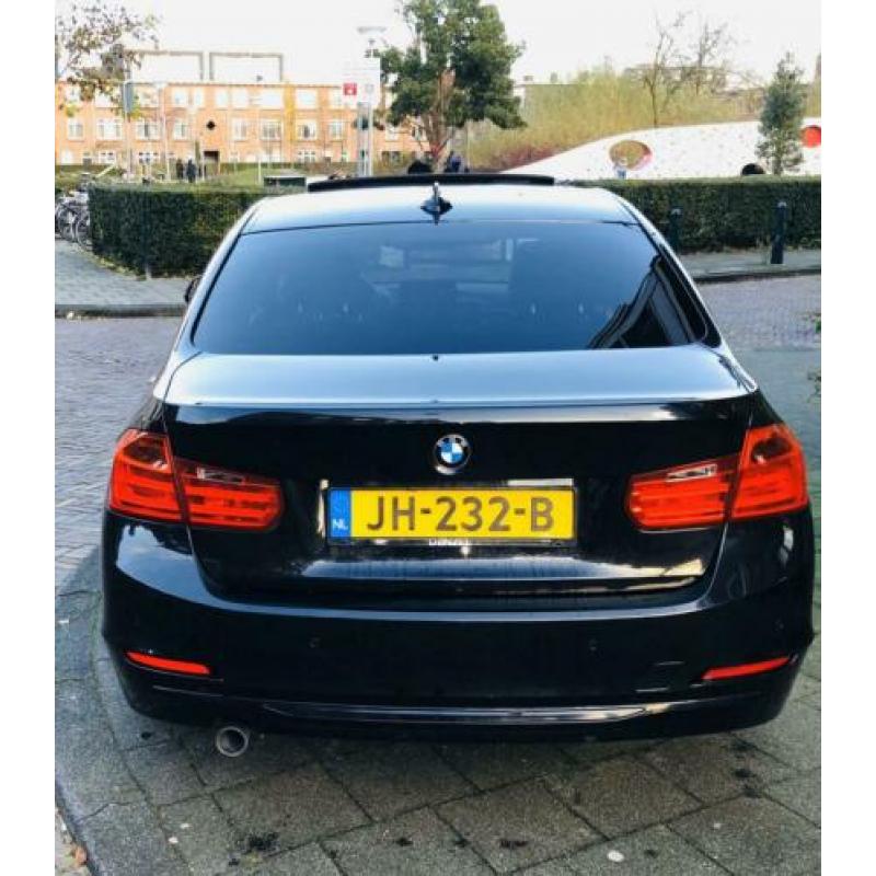 BMW 3-Serie 2.0 320D AUT 2013 Zwart Full Options!