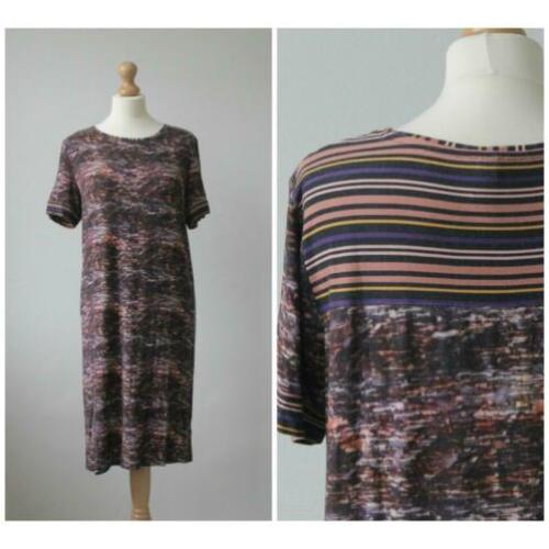 NED - leuke jurk met sportieve streep / paars / maat M