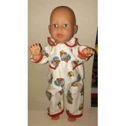 Baby Annabell pop met geluid die kan kruipen en lopen. Zapf