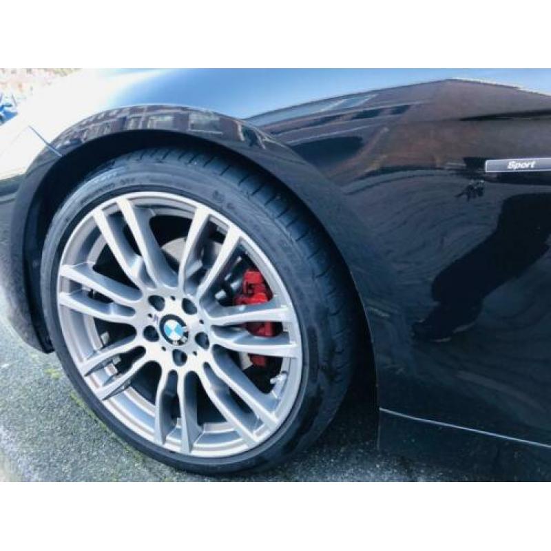BMW 3-Serie 2.0 320D AUT 2013 Zwart Full Options!