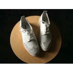 Nieuwe witte sneakers, 37.