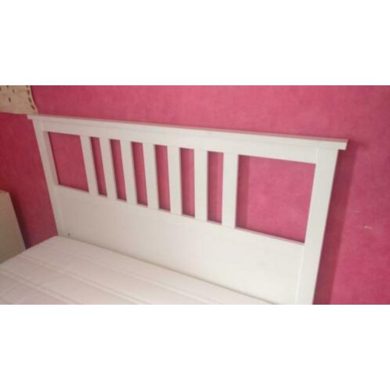 Bed Hemnes IKEA 140x200 cm wit