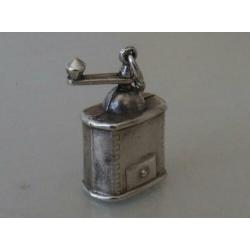 Zilveren bedel/hanger: koffiemolen