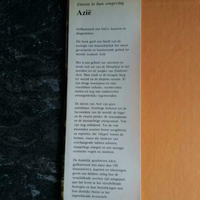 Dieren in hun omgeving - azië door j. En k. Mackinnon hardka