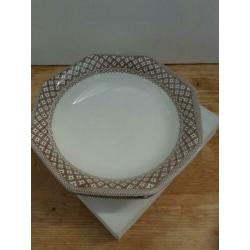 J & G Meakin - Juskom "Wicker"met onderbord en 2 Borden