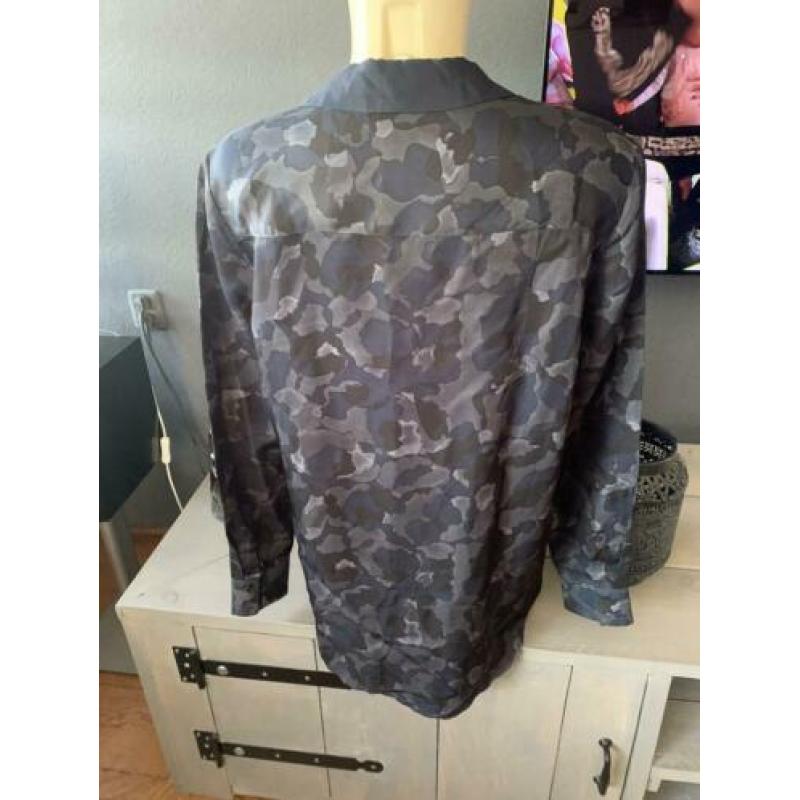 Yaya blouse maat 38/40 nieuwstaat