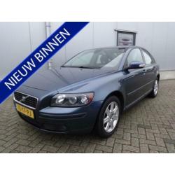 Volvo S40 1.6D Edition I SUPERMOOI. TREKHAAK. (bj 2006)