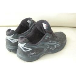 ASICS nighthawk zwarte sportschoenen maat 42.5 42 43
