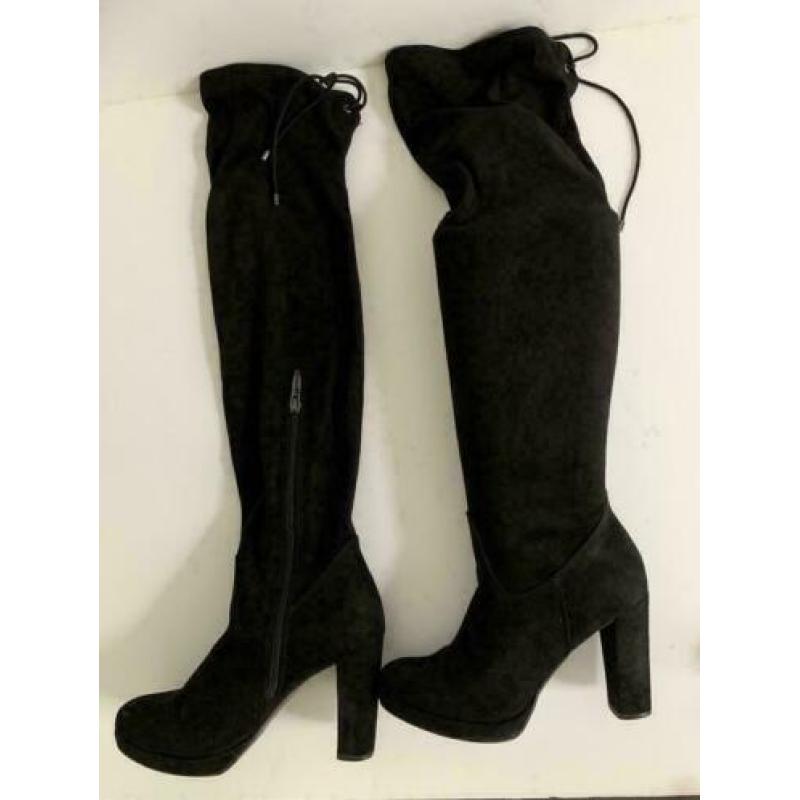 D847 TAMARIS maat 37 hoge elastische laarzen overknees zwart