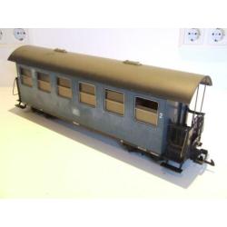 (2) LGB 3070 DB personenwagen, 4 assig, groen