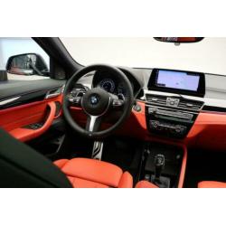 BMW X2 M35i / Automaat / M Sportstoelen / Schuif-/kanteldak
