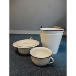 Emaille toiletset