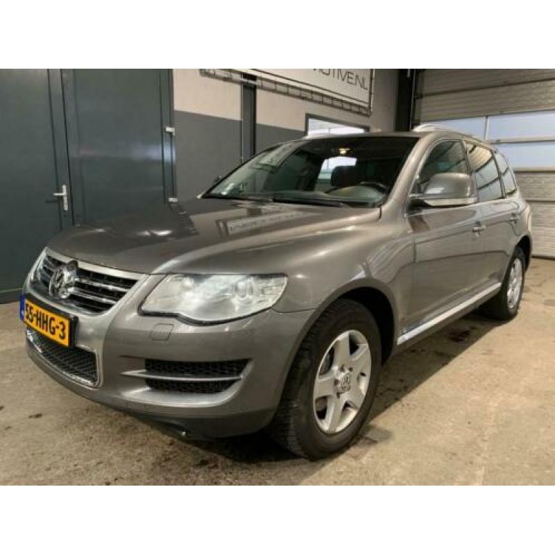 Volkswagen Touareg 3.0 V6 TDI face lift + top onderhouden !