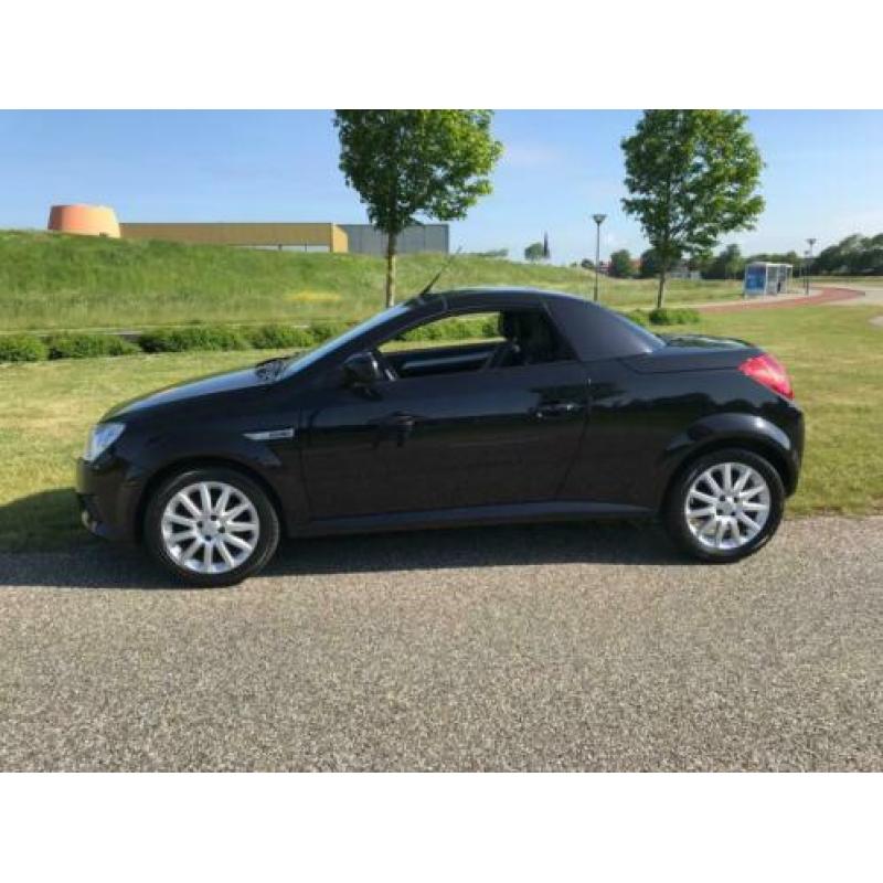Opel Tigra TwinTop 1.4-16V Linea Nera