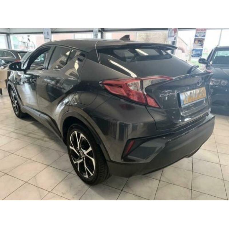 Toyota C-HR 1.8 Hybrid Dynamic (bj 2019, automaat)
