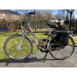 Nieuwstaat Giant Twist elektrische fiets kleine maat