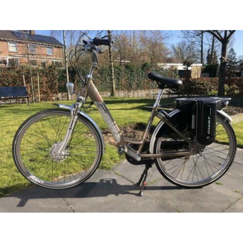 Nieuwstaat Giant Twist elektrische fiets kleine maat