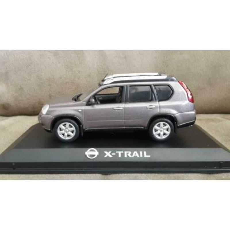 Norev Nissan X-Trail 1/43 in ovp