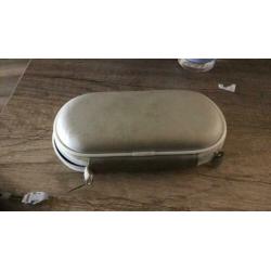 PSP met 14 spelletjes + hoesje