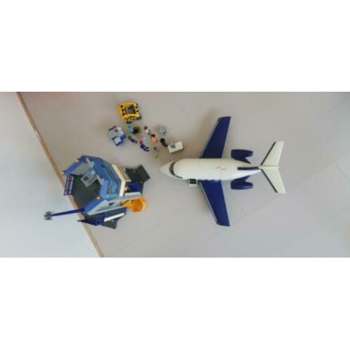 Playmobil vliegveld met vliegtuig nmr 5007