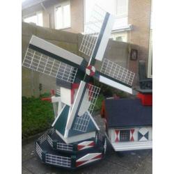 Molen met huisje