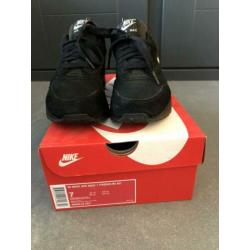Nike air Max 1 black Jewel maat 38