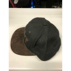 Mickey mouse black / brown baseball cap