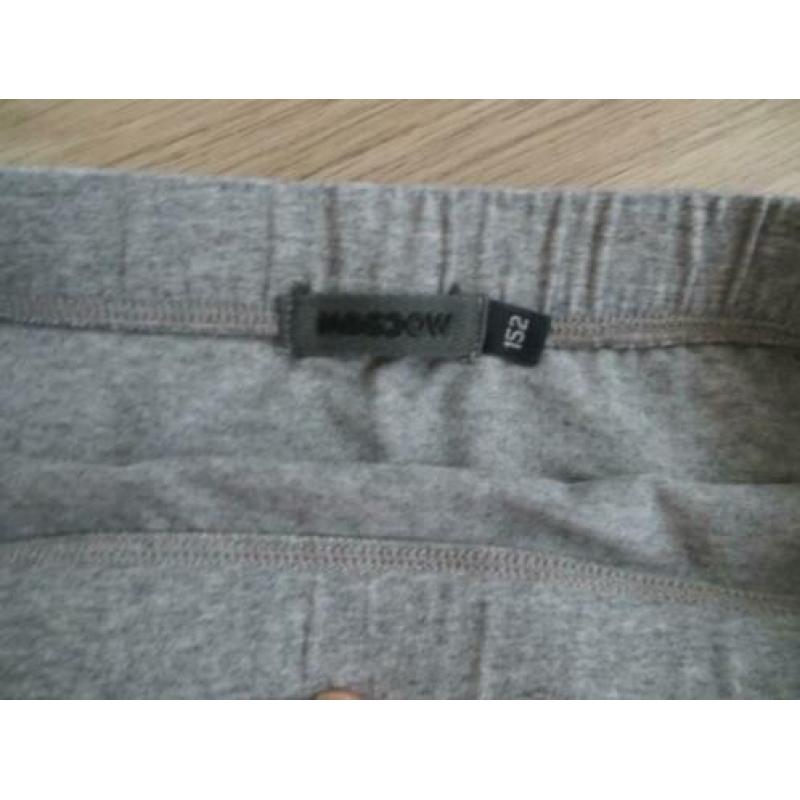Moscow tricot grijs rokje, als nieuw! (152)