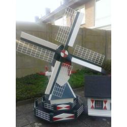 Molen met huisje