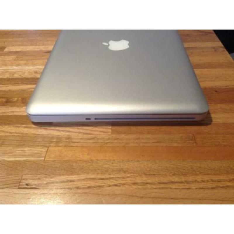 MacBook pro 13 i 7 zeer snel SSD 256 gb. MacOs High