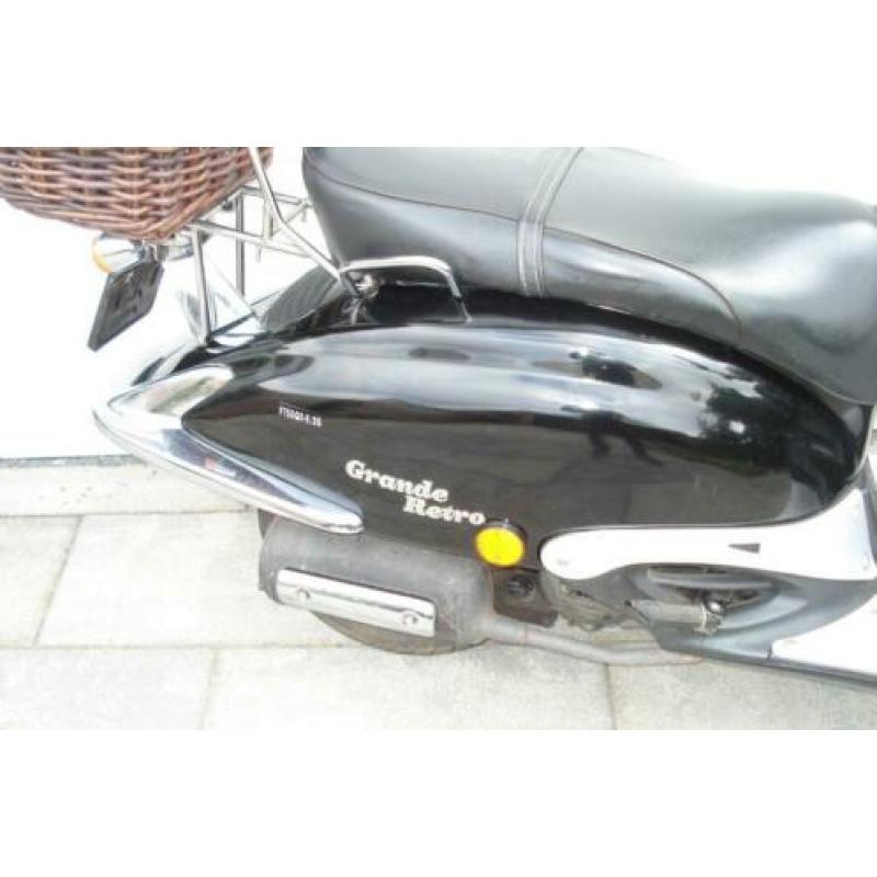 `retro scooter frosti agm in nette staat